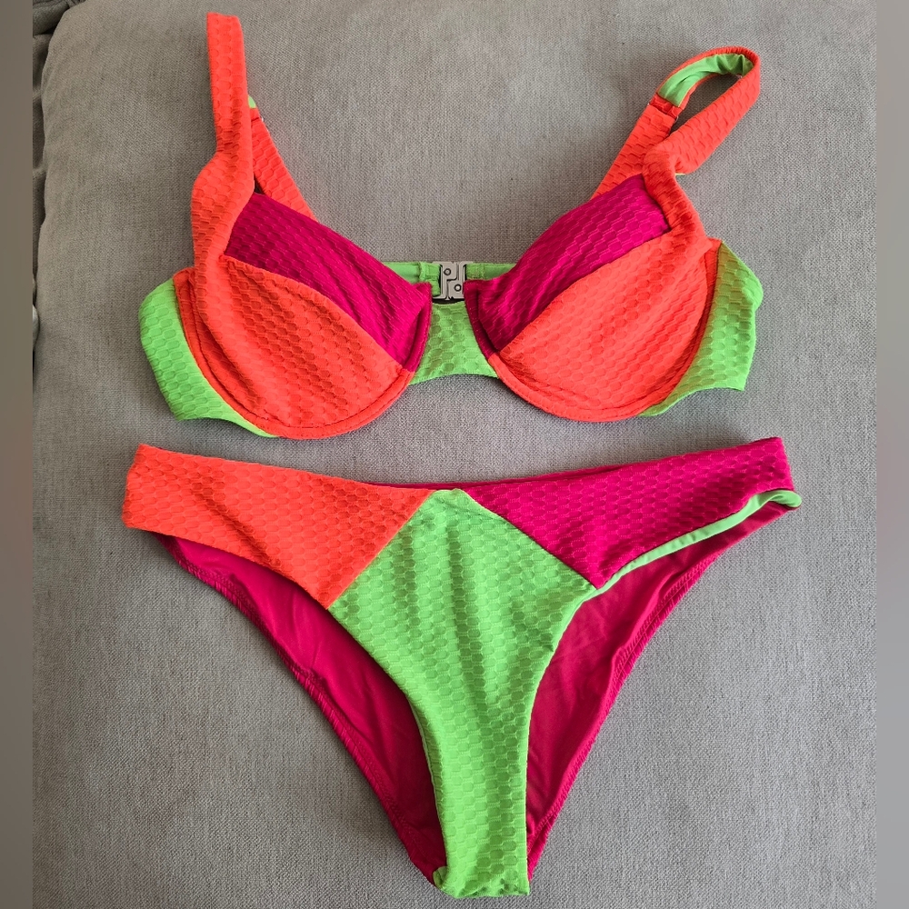 Vetchy Color Block Neon Bikini